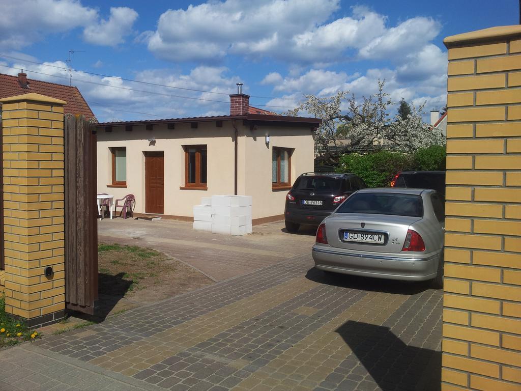 Cozy Apartment With Garden Gdańsk Exterior foto